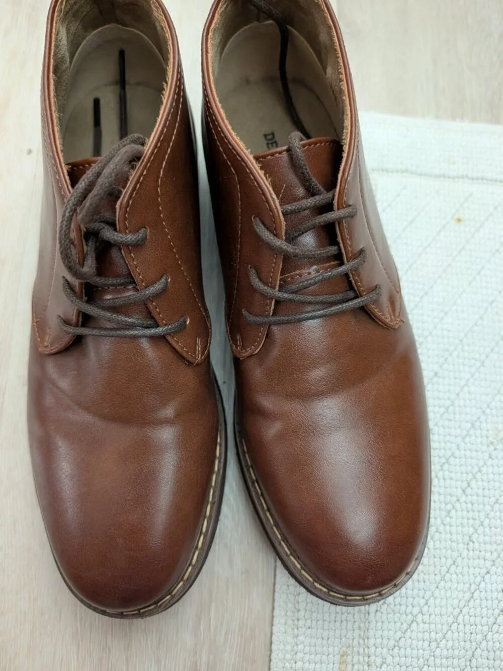 BOYS DRESS SHOES / BOOTS - Deer Stags 4.5